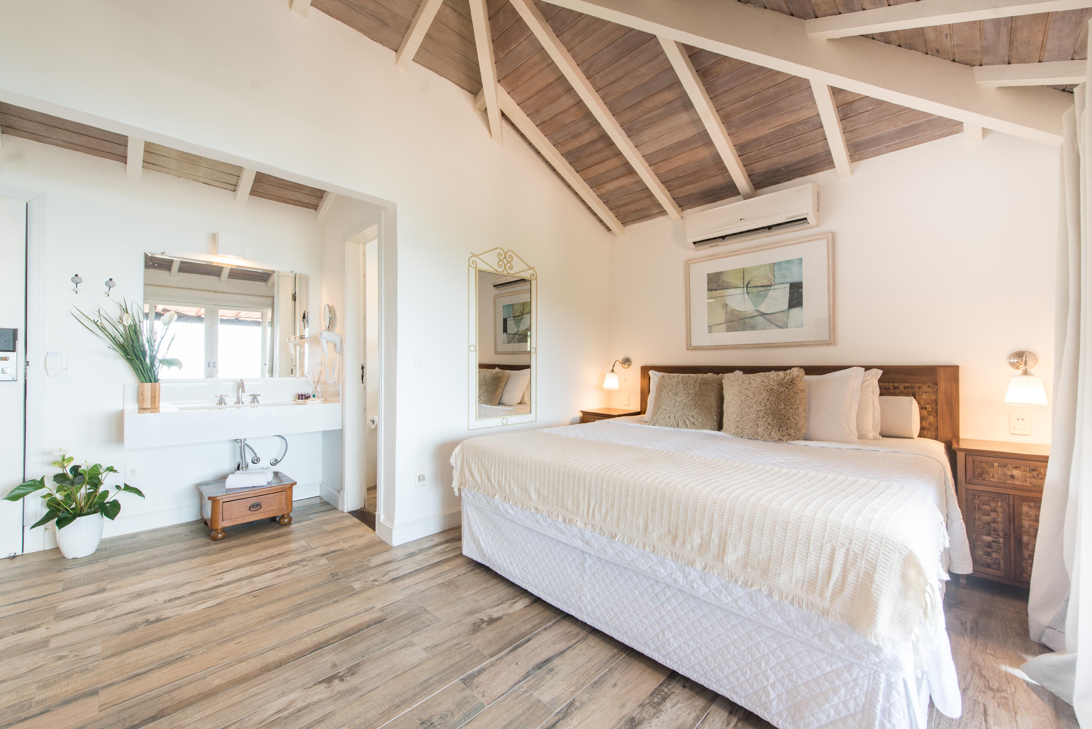 Hotel La Pedrera Small &